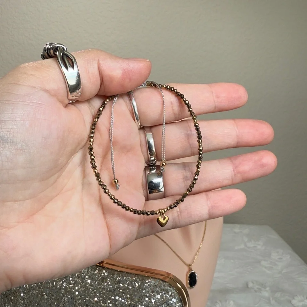 ⚜️ Gold Beaded Bracelet with Heart Charm
